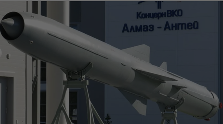 La difesa aerea ucraina abbatte l'ultimo missile X-32 della Russia