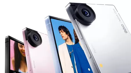 Al CES 2026, è stato presentato il concept di smartphone AI iKKO MindOne, delle dimensioni di una carta bancaria, con una fotocamera ribaltabile e una tastiera fisica QWERTY