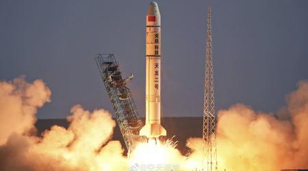 La Cina ha lanciato il primo razzo al mondo alimentato con combustibile liquido derivato dal carbone anziché dal petrolio