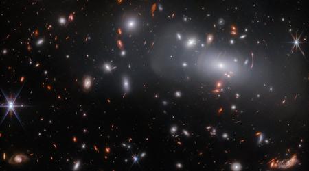 James Webb ha trovato un oggetto spaziale che ha una macchina del tempo: la stessa galassia è apparsa in tre luoghi diversi nella stessa foto