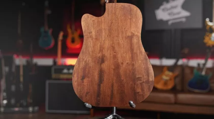 Ibanez AW54CE Chitarra acustica 1000€