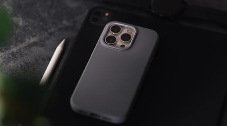 Il Regno Unito intende vietare completamente gli smartphone nelle scuole