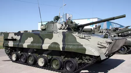 Gli Emirati Arabi Uniti mostrano un BMP-3 modernizzato con un modulo da combattimento slovacco  