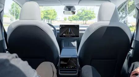 Musk promette che il servizio Robotaxi raggiungerà metà della popolazione statunitense entro la fine del 2025