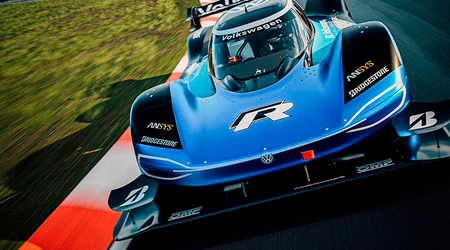 3 nuove auto e 2 località per la modalità Scapes: Il 29 settembre verrà rilasciato l'aggiornamento 1.23 per Gran Turismo 7