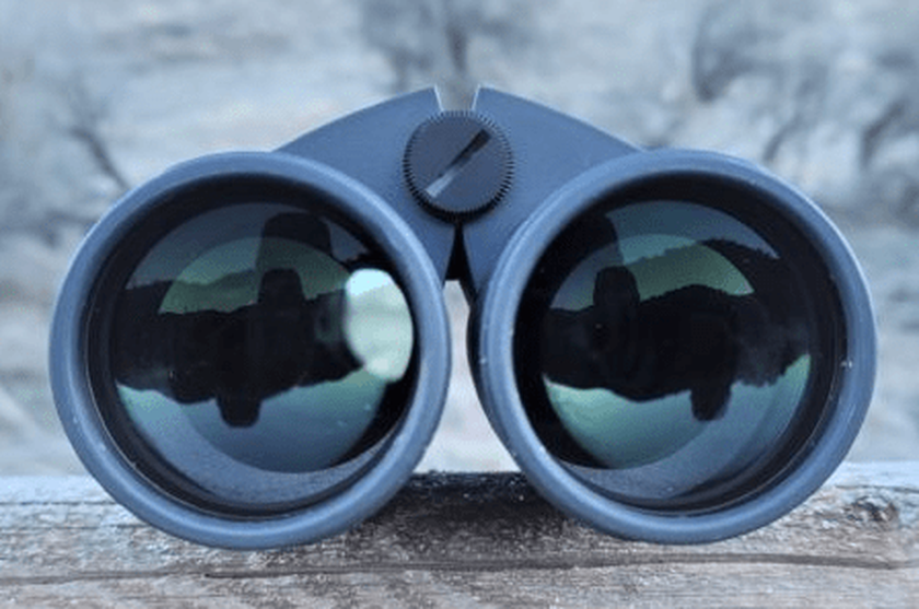 Binocolo Athlon Cronus UHD 10x50 con telemetro integrato