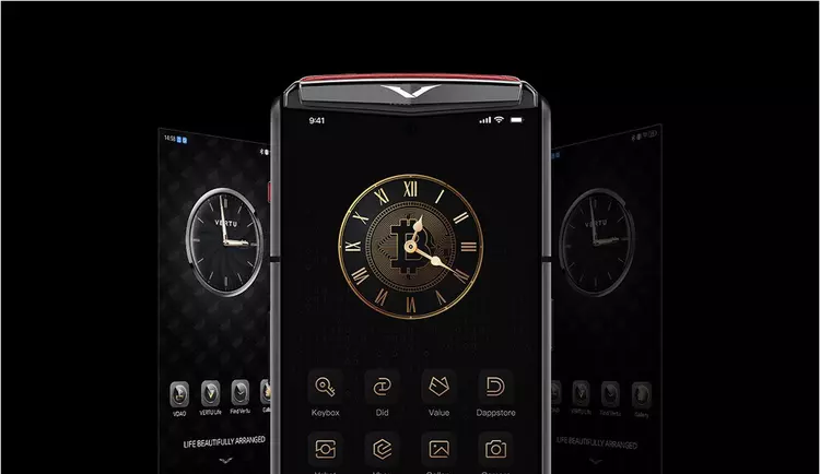 Vertu ritorna con il nuovo telefono ...