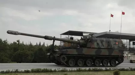 La Turchia ha ricevuto i primi obici semoventi Firtina II di propria produzione con sistemi di propulsione tedeschi e una gittata di 40 chilometri.