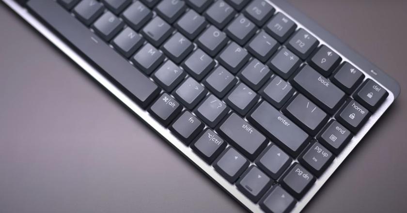 Logitech MX Tastiera meccanica con retroilluminazione
