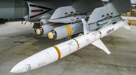 VendettaPer aver lanciato un'opportunità di inviare un messaggio ai russi su un missile AGM-88 HARM per 10.000 dollari, può distruggere il Pantzir-S1 SAM, così come i Tor, i Buk o i SAM S-400