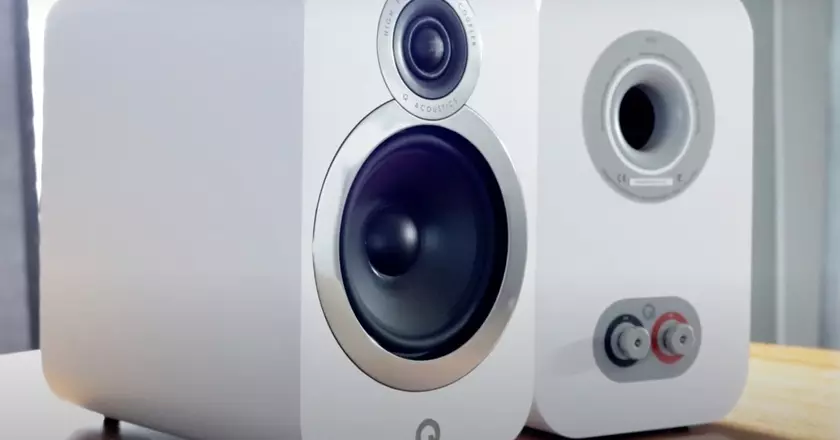 Diffusori attivi da scaffale Q Acoustics 3020i