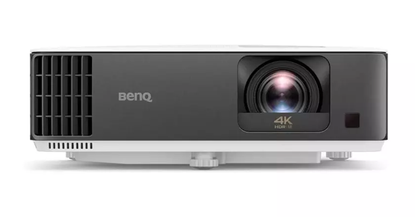 BenQ TK700STi miglior proiettore 4K per stanze chiare