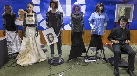 I robot AI intervengono alla conferenza stampa dell'ONU e affermano di non avere intenzione di rubare posti di lavoro o di ribellarsi agli esseri umani