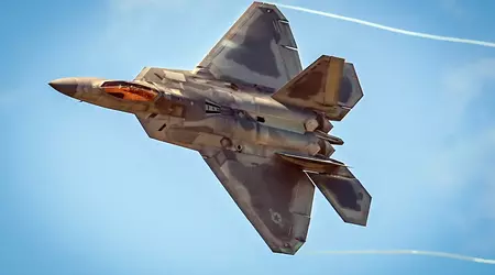 Gli Stati Uniti e la Corea del Sud hanno annullato le esercitazioni dei caccia F-22 Raptor a causa delle nevicate: gli aerei sono tornati in Giappone