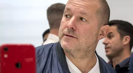 Jony Ive e Sam Altman lavorano su dispositivi AI con il capo del design dell'iPhone