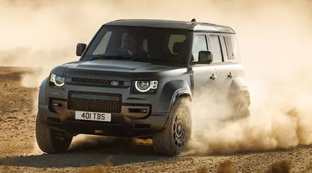 Il Land Rover Defender parteciperà al Rally Dakar e al Campionato Mondiale Rally FIA (W2RC).
