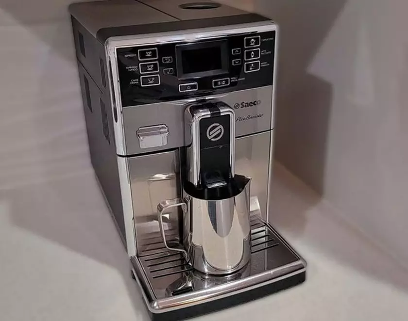 Saeco PicoBaristo macchina caffè confronto 1000