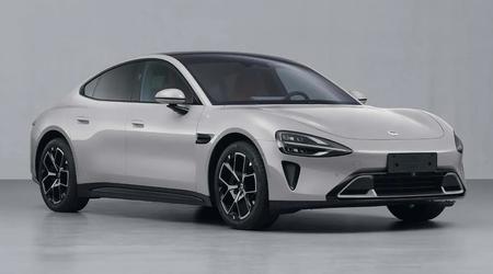Xiaomi SU7 svelato per la prima volta in immagini di alta qualità - l'auto elettrica avrà un motore con una potenza fino a 673 CV, una batteria CATL o BYD e una velocità fino a 210 km/h