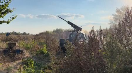 L'esercito ucraino ha creato un sistema improvvisato di lanciarazzi multipli a partire da un lanciamissili LAU-131 e da razzi non guidati Hydra 70 sulla base di un veicolo fuoristrada.