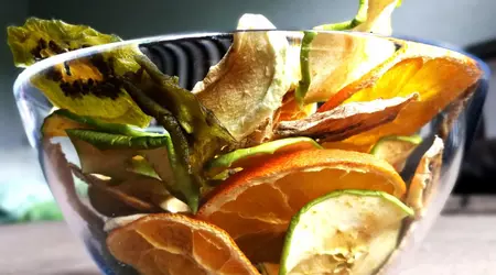 La battaglia con il raccolto: scegliere un essiccatore di frutta e verdura