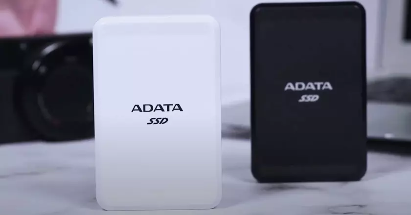Recensione dell'ssd esterno ADATA SC685