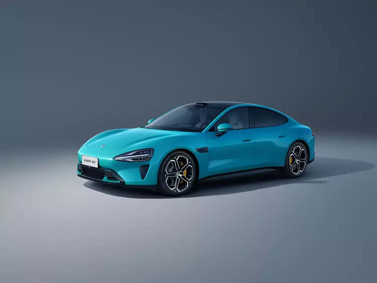 Xiaomi ha svelato l'auto elettrica intelligente ...