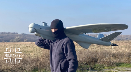 Il Leleka LR è una nuova versione del drone ucraino Leleka-100, resistente all'EW e con un raggio d'azione esteso.