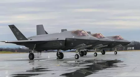La base aerea di Tyndall ha ricevuto la prima spedizione di caccia di quinta generazione F-35 Lightning II per ottenere il dominio aereo.