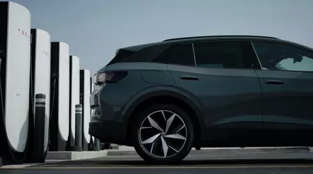 Le auto elettriche Volkswagen finalmente ottengono l'accesso alle stazioni Tesla Supercharger