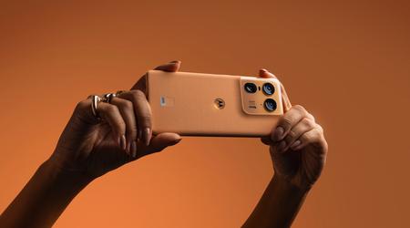 Motorola Edge 50 Ultra: display POLED da 144Hz, chip Snapdragon 8s Gen 3, protezione IP68, tripla fotocamera da 50MP, ricarica da 125W e cover posteriore in legno