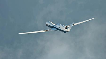 Il primo drone strategico australiano MQ-4C Triton ha effettuato il suo primo volo presso lo stabilimento Northrop Grumman.
