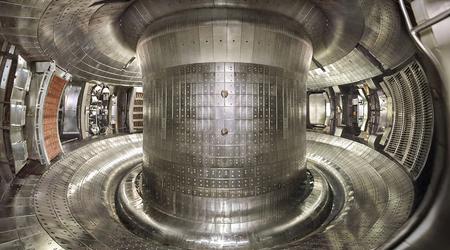 La Cina è riuscita ad accendere un "sole artificiale" per 403 secondi, quasi quattro volte il precedente record mondiale