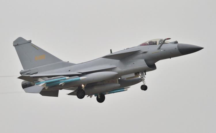 Il J-10C pakistano di produzione cinese ...