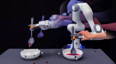 Grandi modelli linguistici insegneranno ai robot da compagnia a correggere gli errori da soli