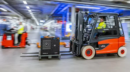 Lo stabilimento del BMW Group di Regensburg sostituirà i trattori e i carrelli elevatori elettrici con carrelli a idrogeno