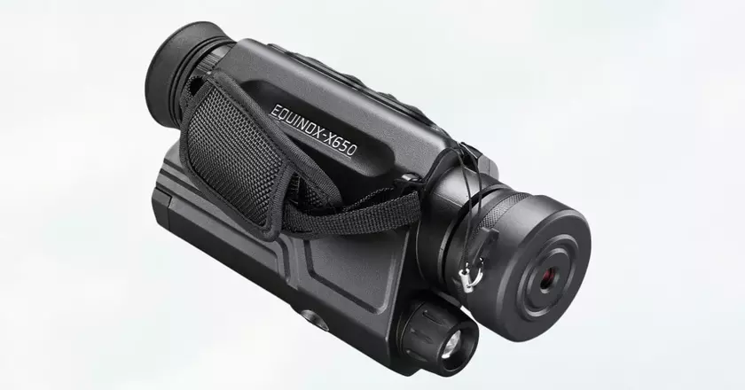 confronto monocoli visione notturna Bushnell Equinox EX650
