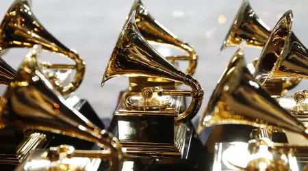 I Grammy prenderanno in considerazione per i premi una canzone virale con le voci di Drake e The Weeknd, creata dall'intelligenza artificiale