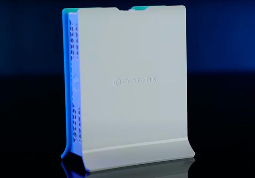 MikroTik hAP ax lite router wireless da viaggio VPN