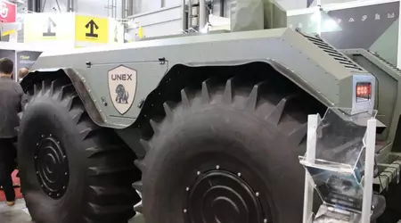 Il drone anfibio ceco-ucraino UNEX UGV - una piattaforma multifunzionale per compiti logistici e evacuazione dei feriti - è stato presentato