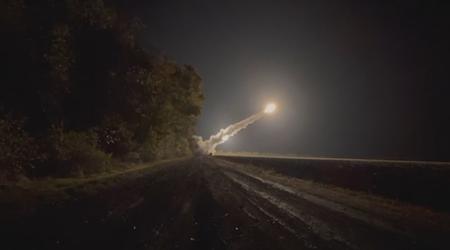 Le forze armate ucraine mostrano il primo lancio del missile balistico statunitense ATACMS