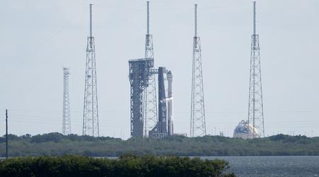 Boeing ha rinviato a mercoledì il primo volo con equipaggio della navicella Starliner.