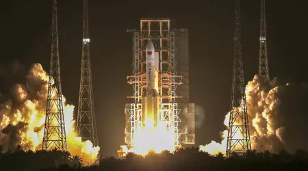 La Cina testa con successo il motore riutilizzabile per il razzo lunare Long March 5G