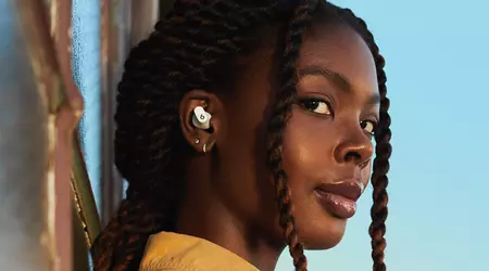 Le cuffie Beats Studio Buds possono essere acquistate su Amazon a 99 dollari (50 dollari di sconto).