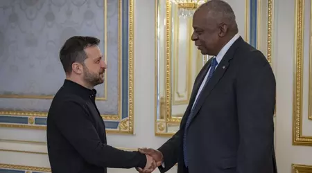 Gli Stati Uniti hanno stanziato un nuovo pacchetto di aiuti militari di 400 milioni di dollari all'Ucraina e forniranno 800 milioni di dollari per finanziare la produzione di droni ucraini.