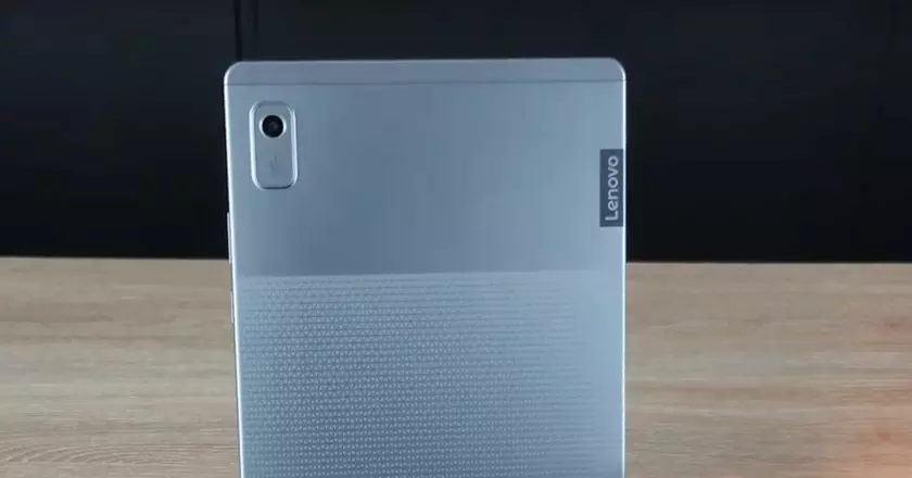  Lenovo M9 tablet a meno di 300 euro