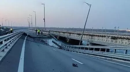 Media: l'attacco al ponte di Crimea è un'operazione speciale del Servizio di sicurezza dell'Ucraina e della Marina ucraina, il ponte è stato fatto saltare in aria con l'aiuto di droni marini