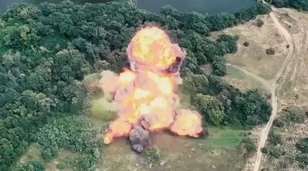 Le forze armate ucraine distruggono un sistema di lanciarazzi multipli russi Grad con una munizione a grappolo