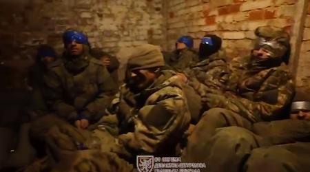 I soldati ucraini nella regione di Kursk fanno prigionieri 26 russi in una sola battaglia 