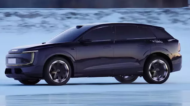 Il grande crossover AUDI E7X è ...