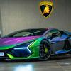 Lamborghini Revuelto con vernice cangiante